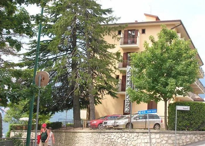 Bellavista 3* Tignale