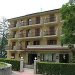 Bellavista فندق