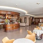 Bellavista 3* تينيالي
