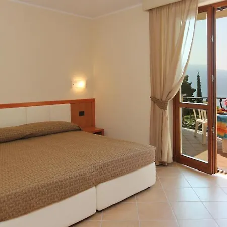 Bellavista 3* Тиньяле