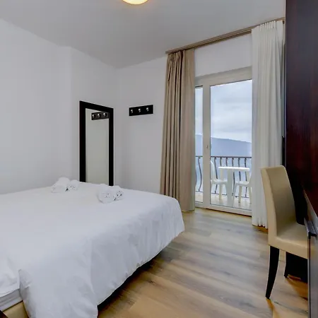 贝拉维斯塔酒店